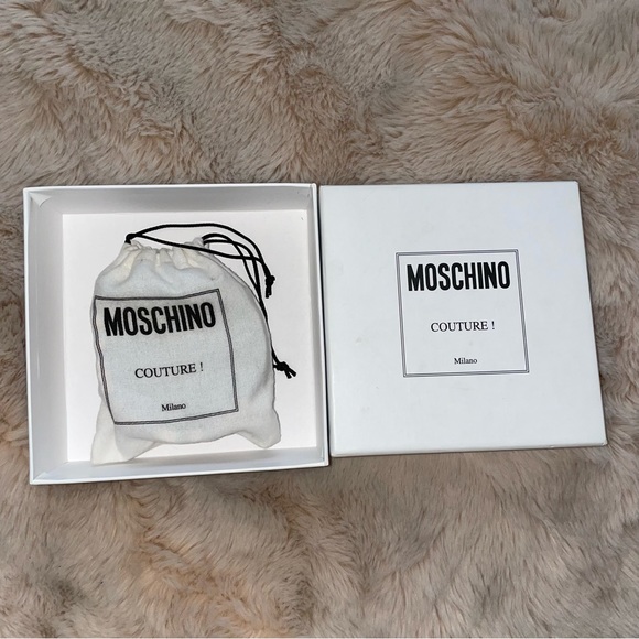 Moschino Couture Black Leather W Gold Textured Logo Belt Size 48 Waist 28-32 - Picture 7 of 16